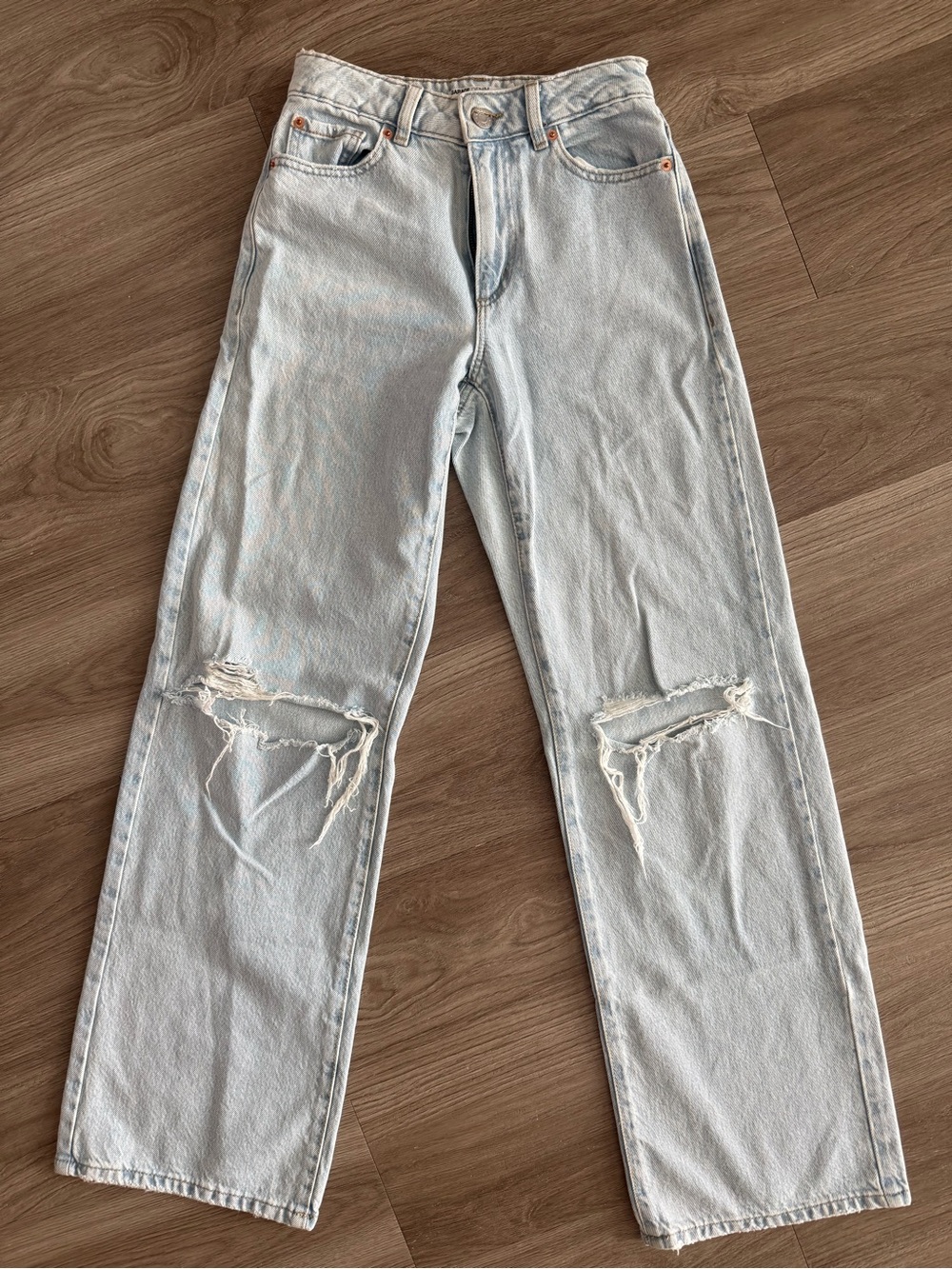 Garage Light Wash Straight Leg Jeans with Knee Rips